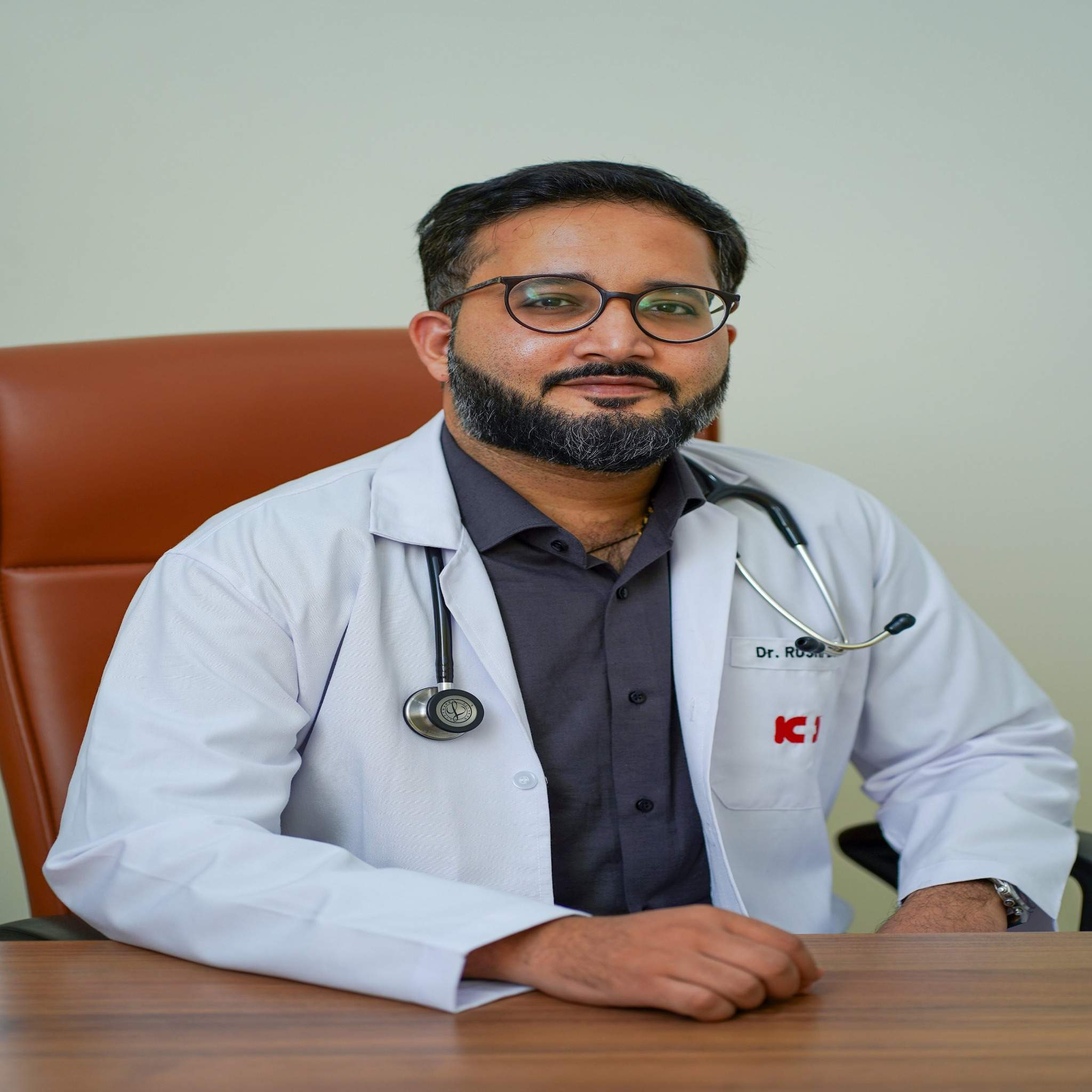 Dr Rushi Desai